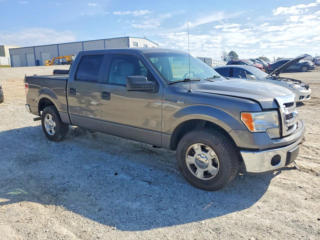 2013 FORD F150 SUPERCREW photo 4