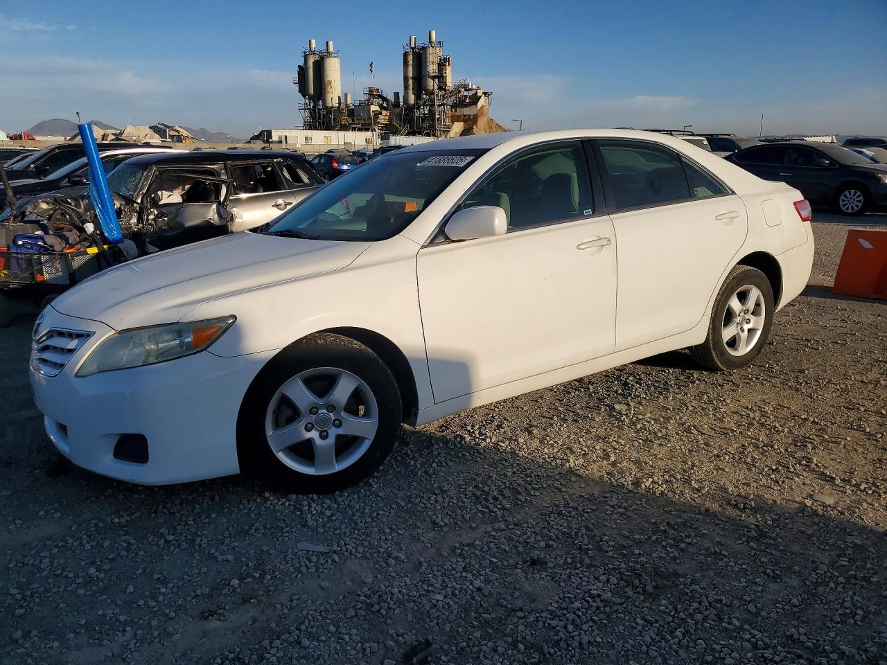 2011 TOYOTA CAMRY