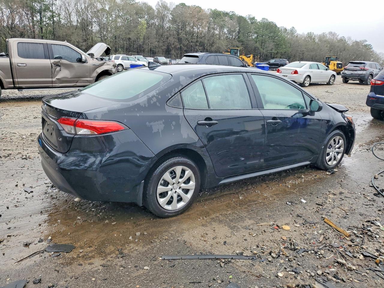 2025 TOYOTA COROLLA LE photo 5