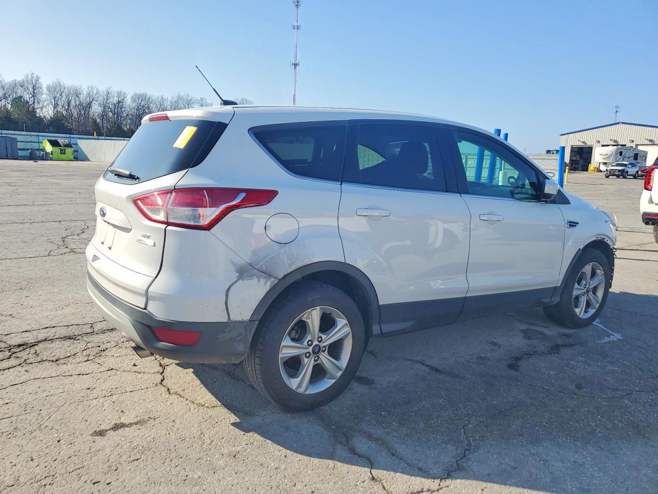 2015 FORD ESCAPE SE photo 3