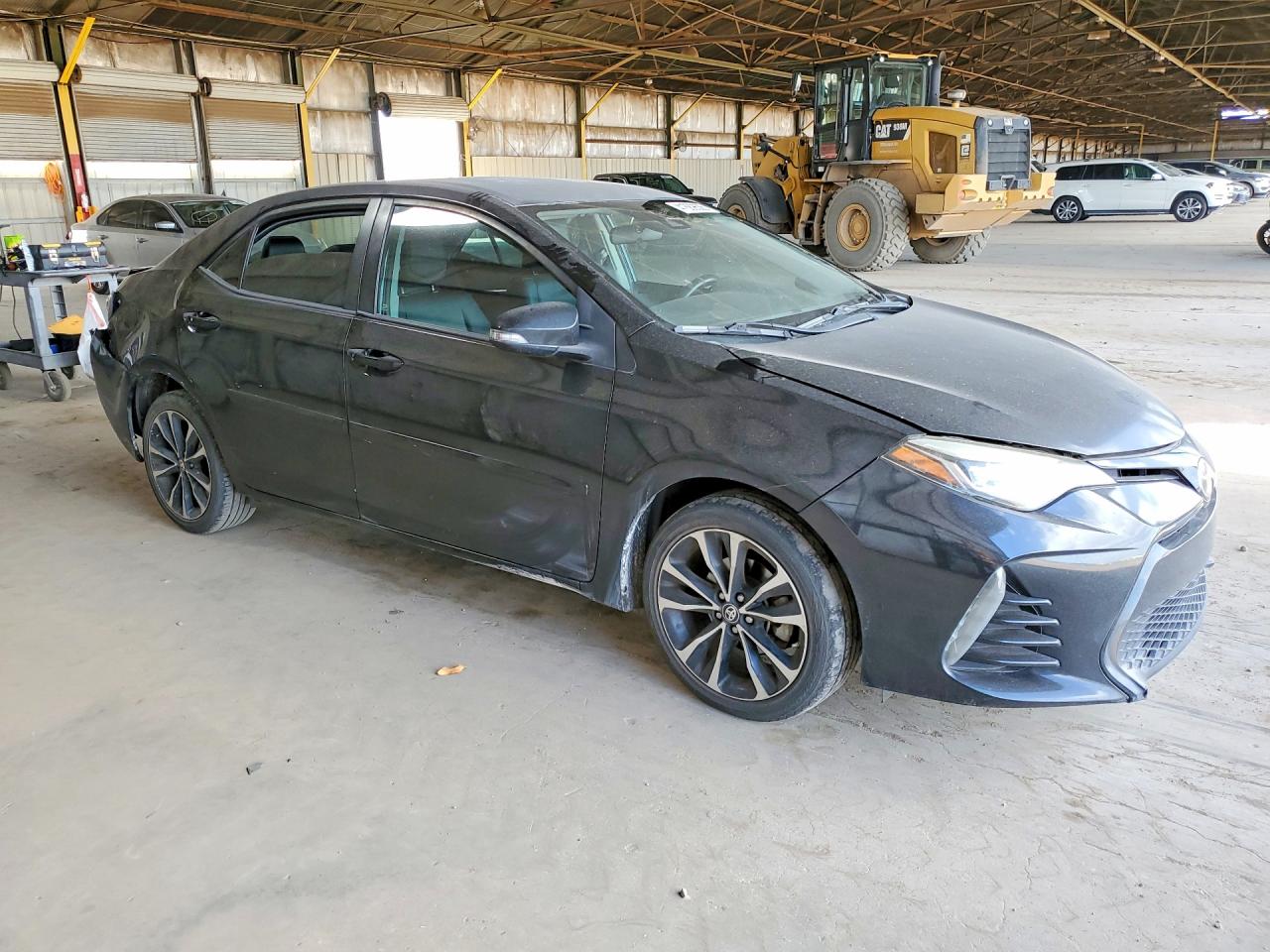 2017 TOYOTA COROLLA SE photo 4