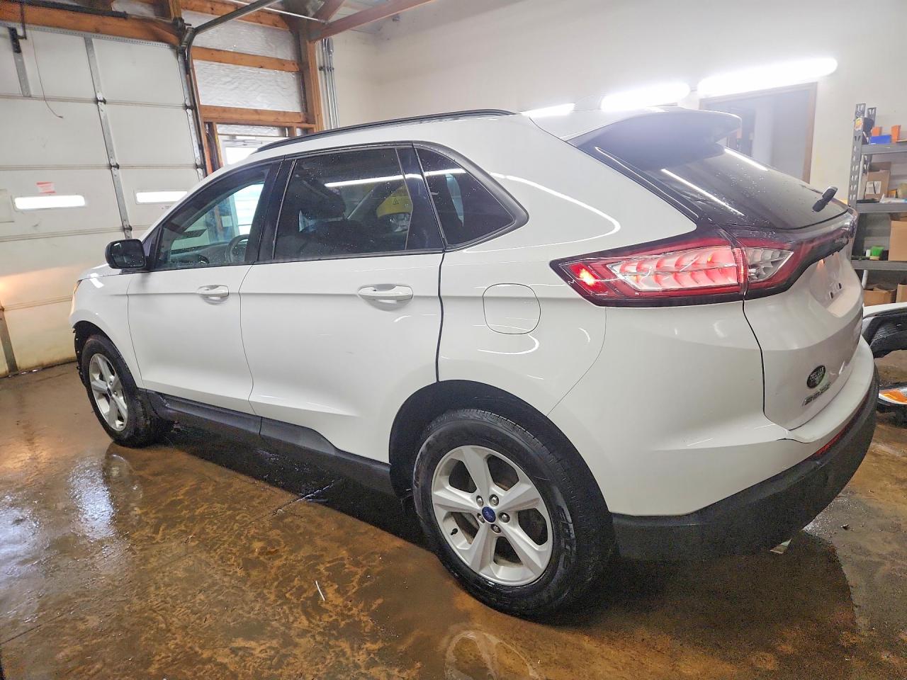 2016 FORD EDGE SE photo 3