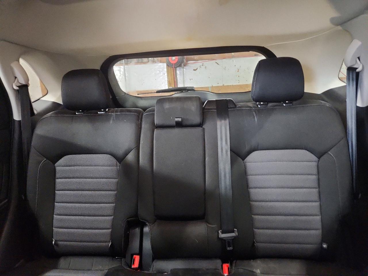 2016 FORD EDGE SE photo 19