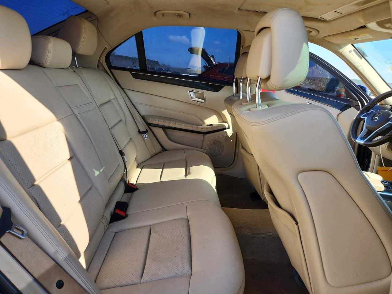 2016 MERCEDES-BENZ E 350 4MATIC photo 28