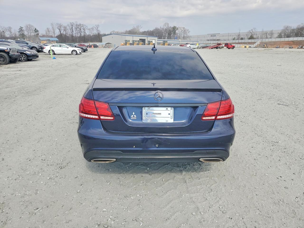 2016 MERCEDES-BENZ E 350 4MATIC photo 16