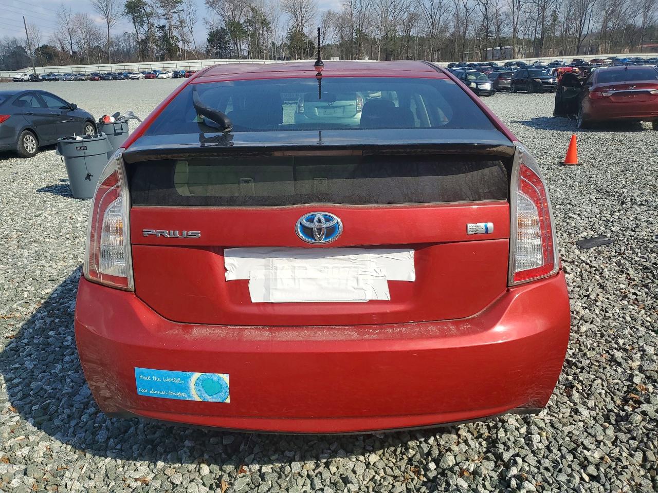 2012 TOYOTA PRIUS TWO photo 6