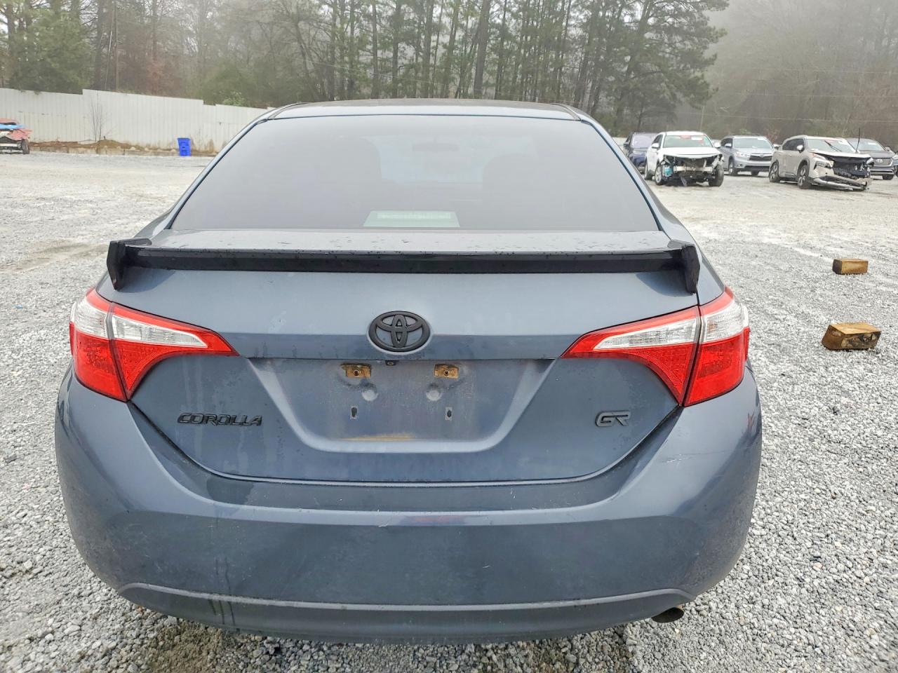 2016 TOYOTA COROLLA LE photo 6