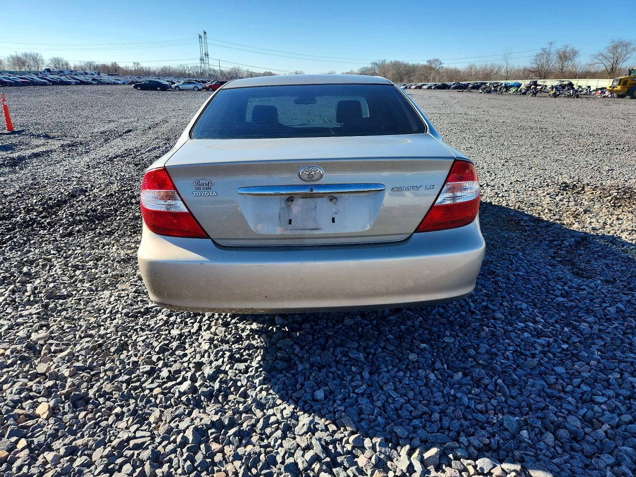 2003 TOYOTA CAMRY photo 11