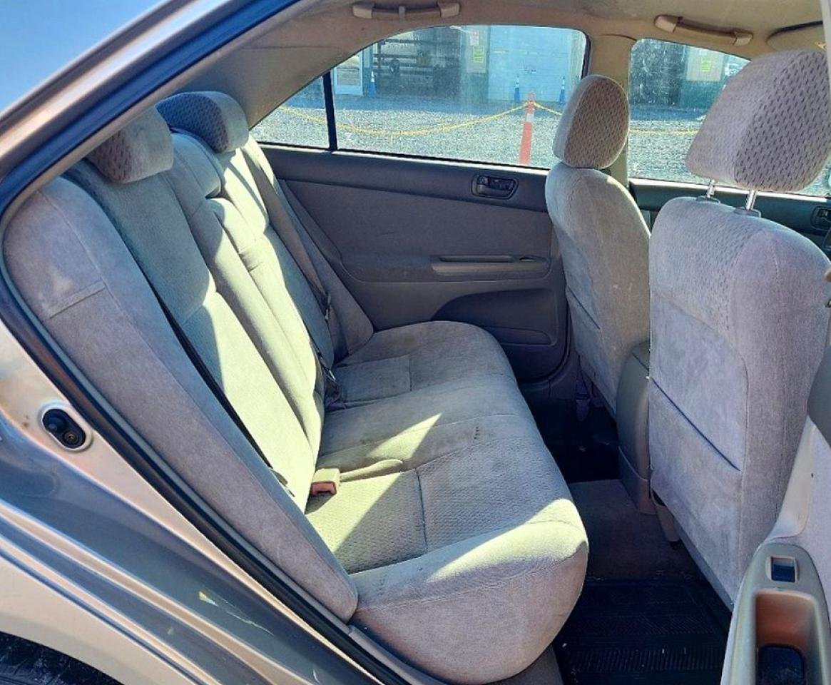 2003 TOYOTA CAMRY photo 19