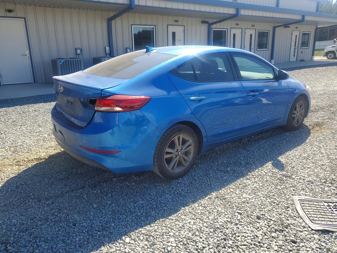 2017 HYUNDAI ELANTRA SE photo 3