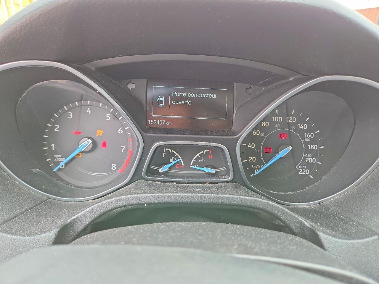 2015 FORD FOCUS SE photo 25