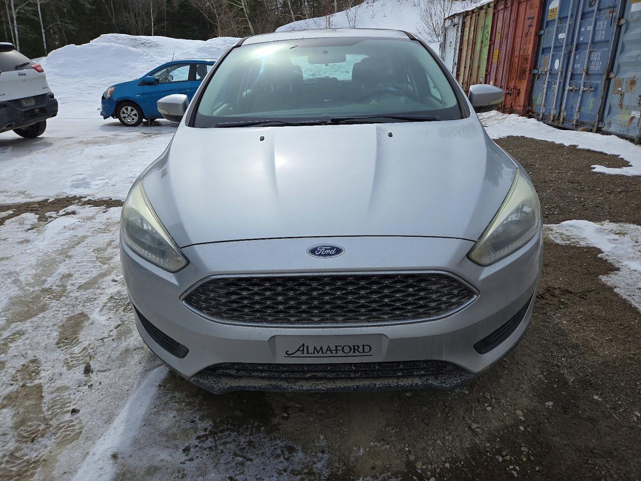 2015 FORD FOCUS SE photo 13