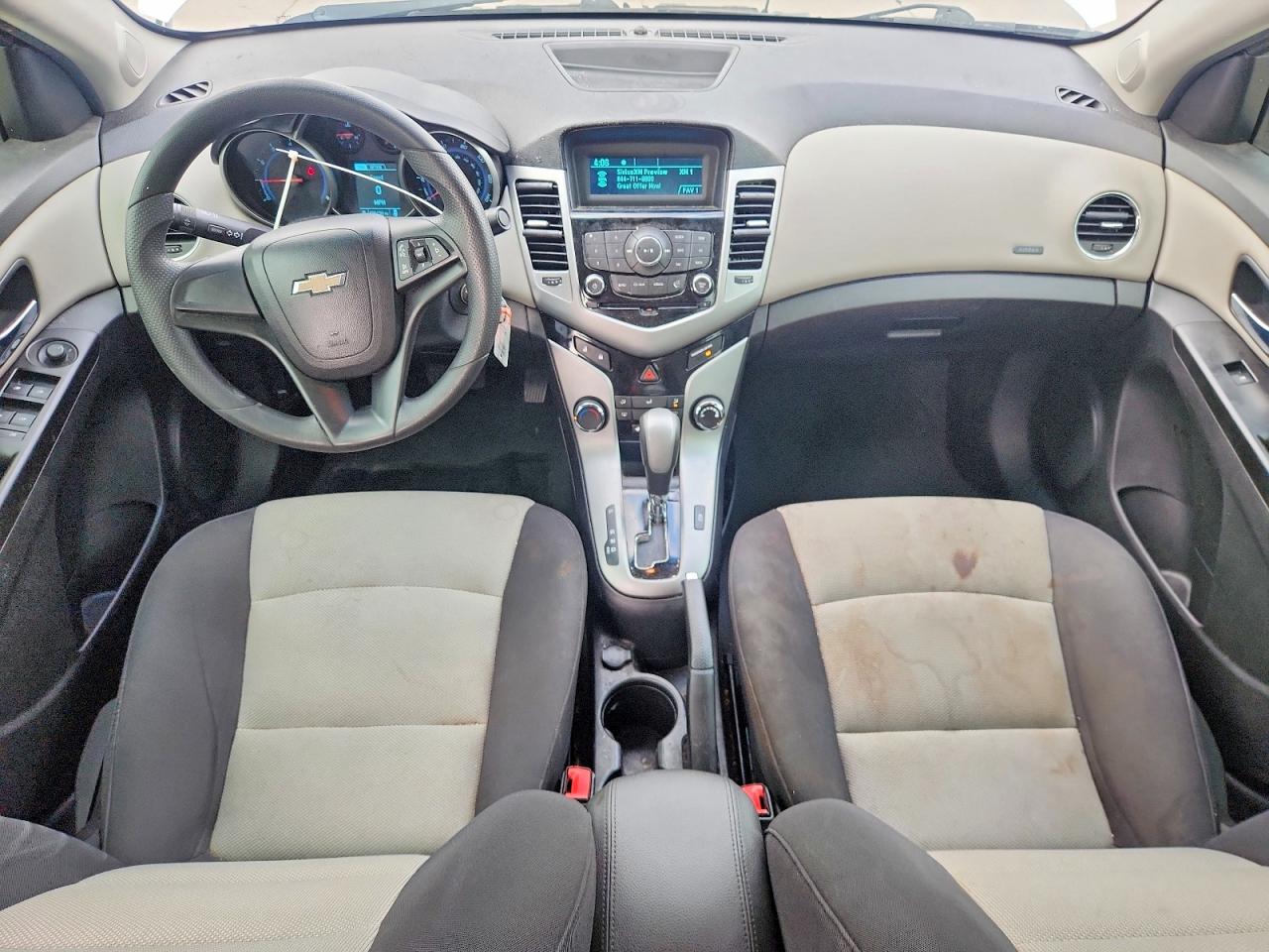2014 CHEVROLET CRUZE LS photo 15