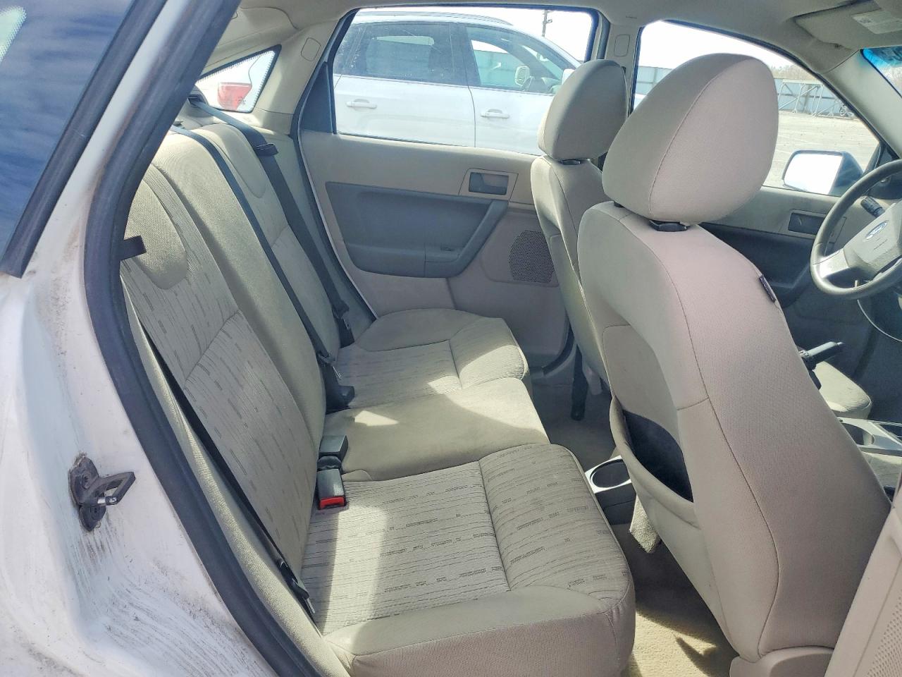 2008 FORD FOCUS SE photo 10