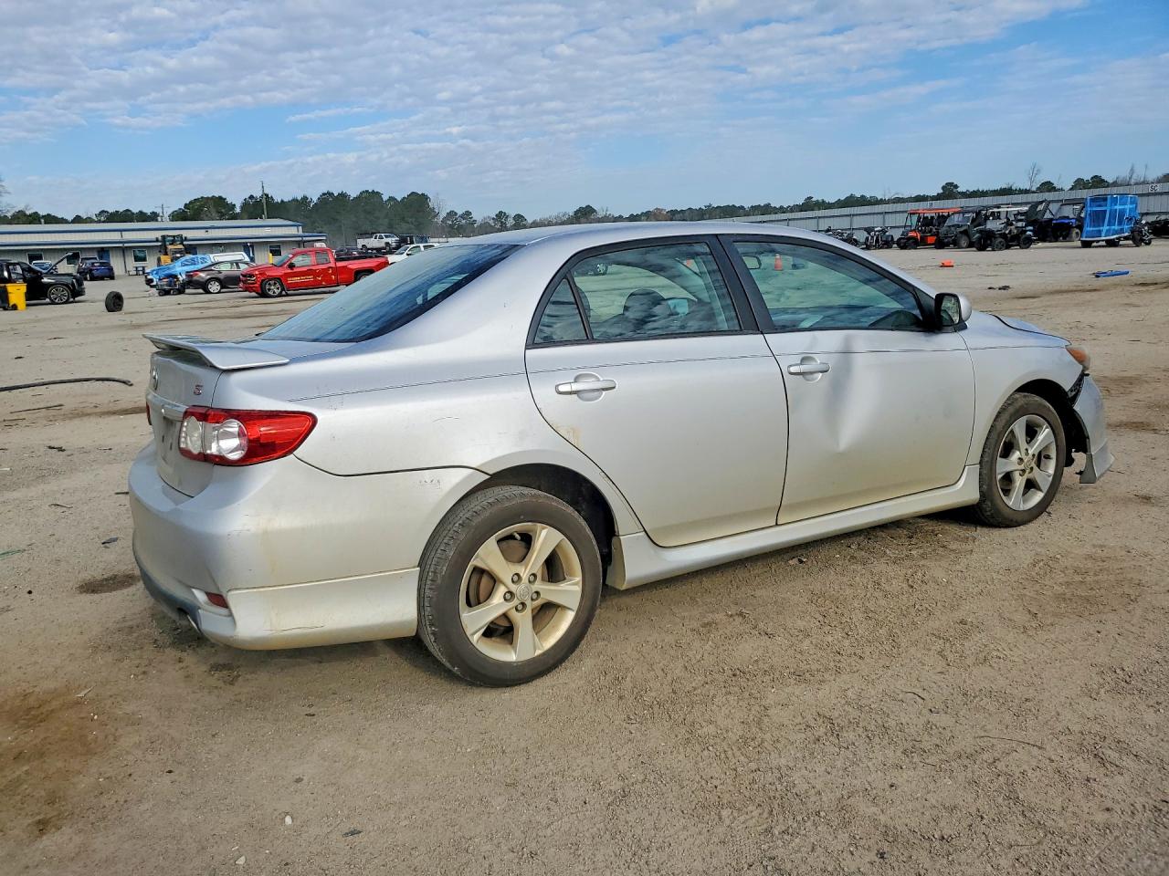 2011 TOYOTA COROLLA S photo 3