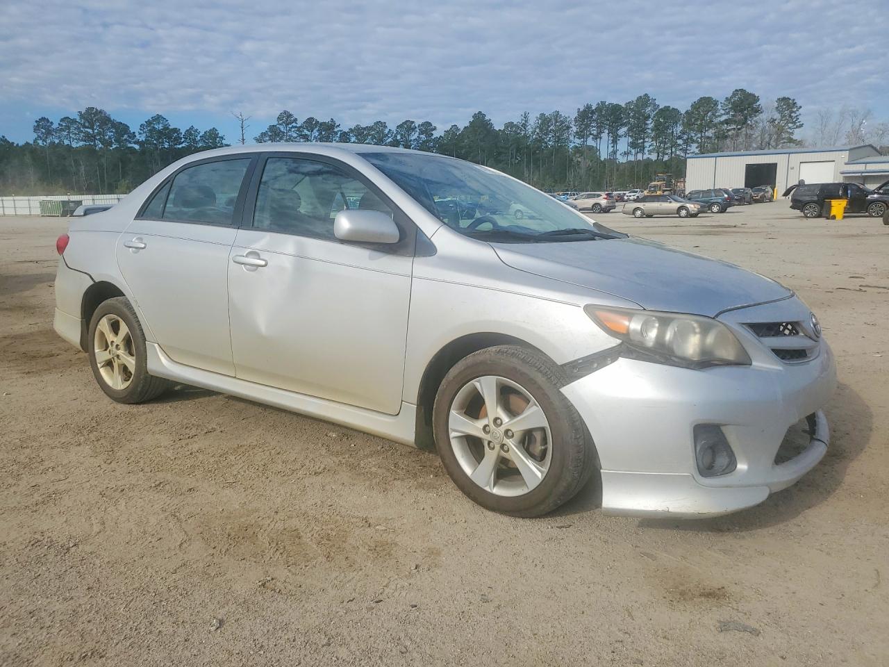 2011 TOYOTA COROLLA S photo 4