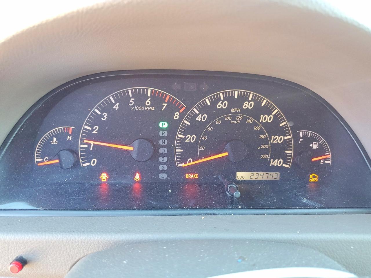 2005 TOYOTA CAMRY LE photo 9