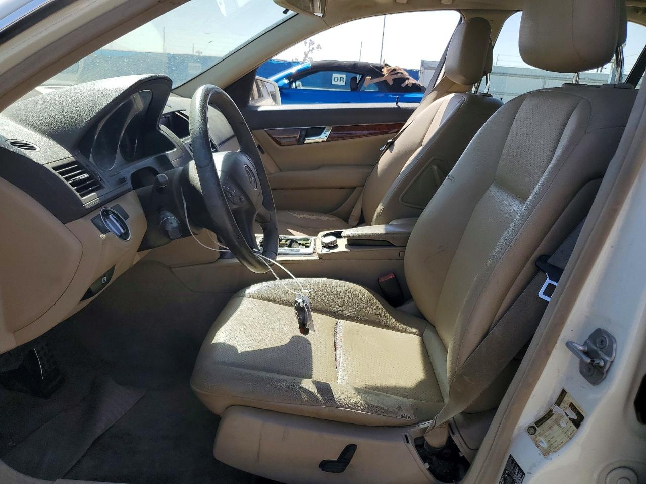 2011 MERCEDES-BENZ C 300 photo 13