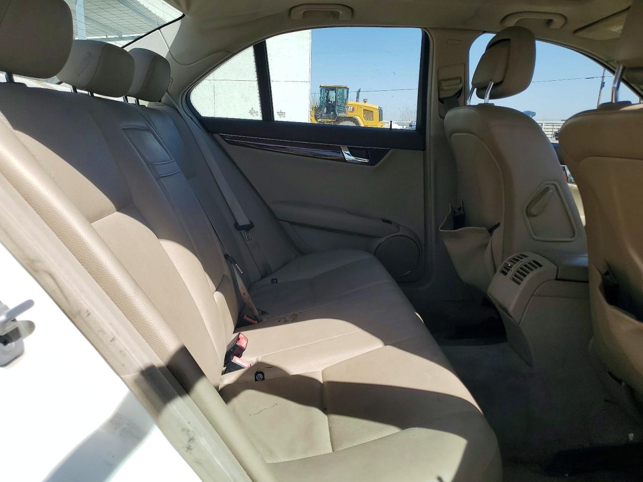 2011 MERCEDES-BENZ C 300 photo 19