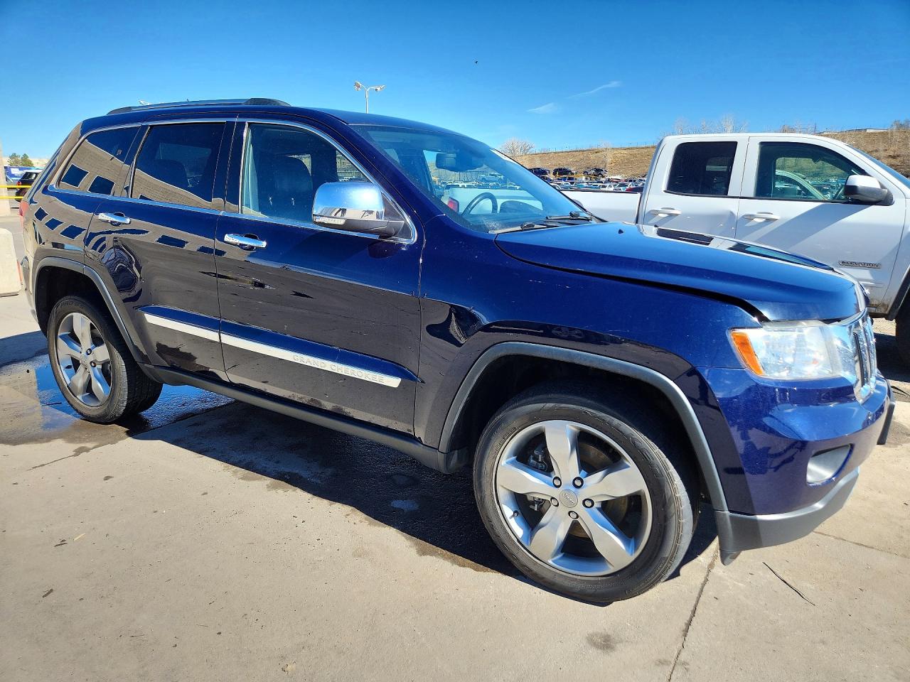 2012 JEEP GRAND CHEROKEE LIMITED photo 4