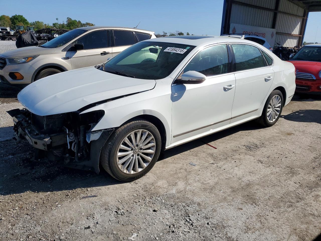 2017 VOLKSWAGEN PASSAT