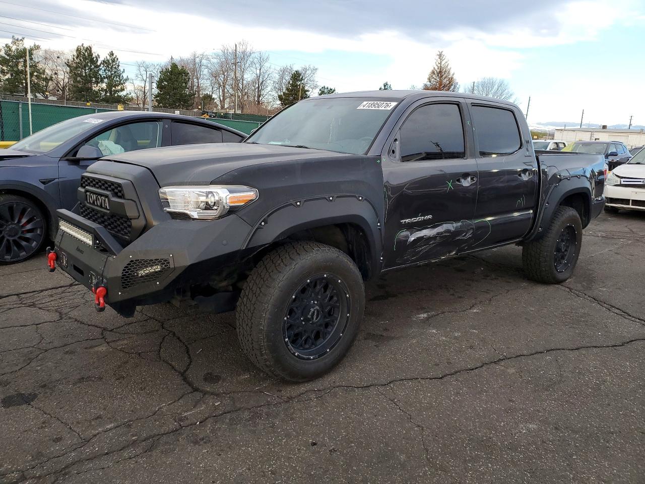 2017 TOYOTA TACOMA