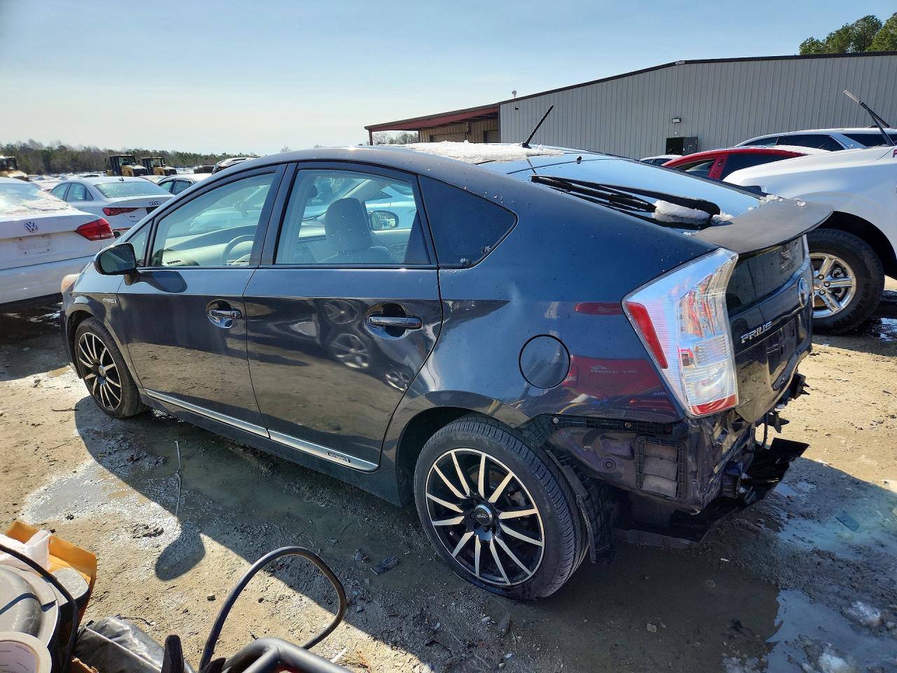 2011 TOYOTA PRIUS photo 3