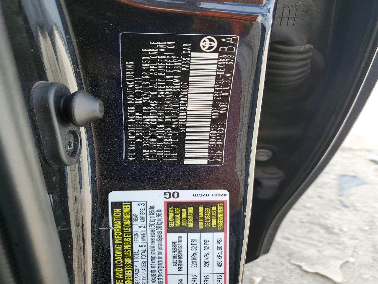 2014 TOYOTA COROLLA LE photo 13