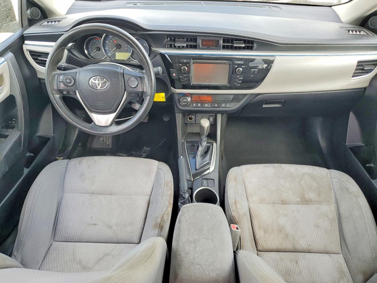 2014 TOYOTA COROLLA LE photo 8
