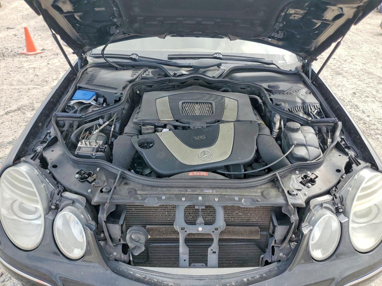 2009 MERCEDES-BENZ E 350 photo 11
