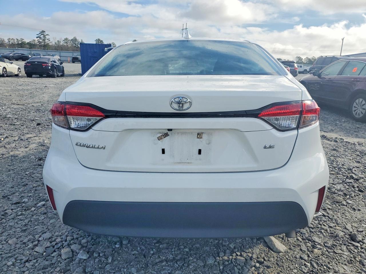 2024 TOYOTA COROLLA LE photo 11
