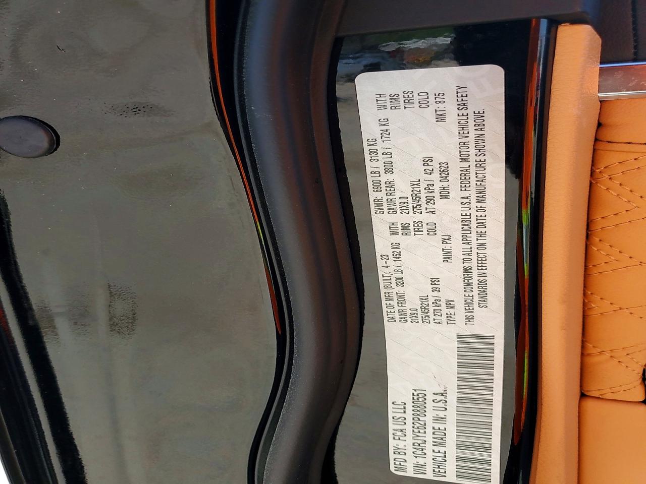 2023 JEEP GRAND CHEROKEE SUMMIT 4XE photo 13