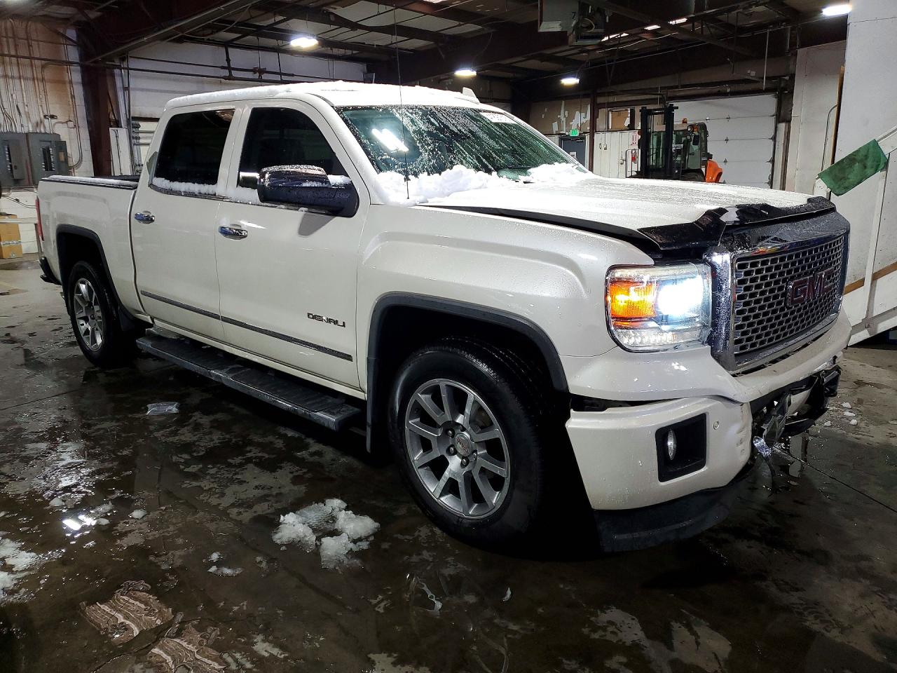 2015 GMC SIERRA K1500 DENALI photo 4