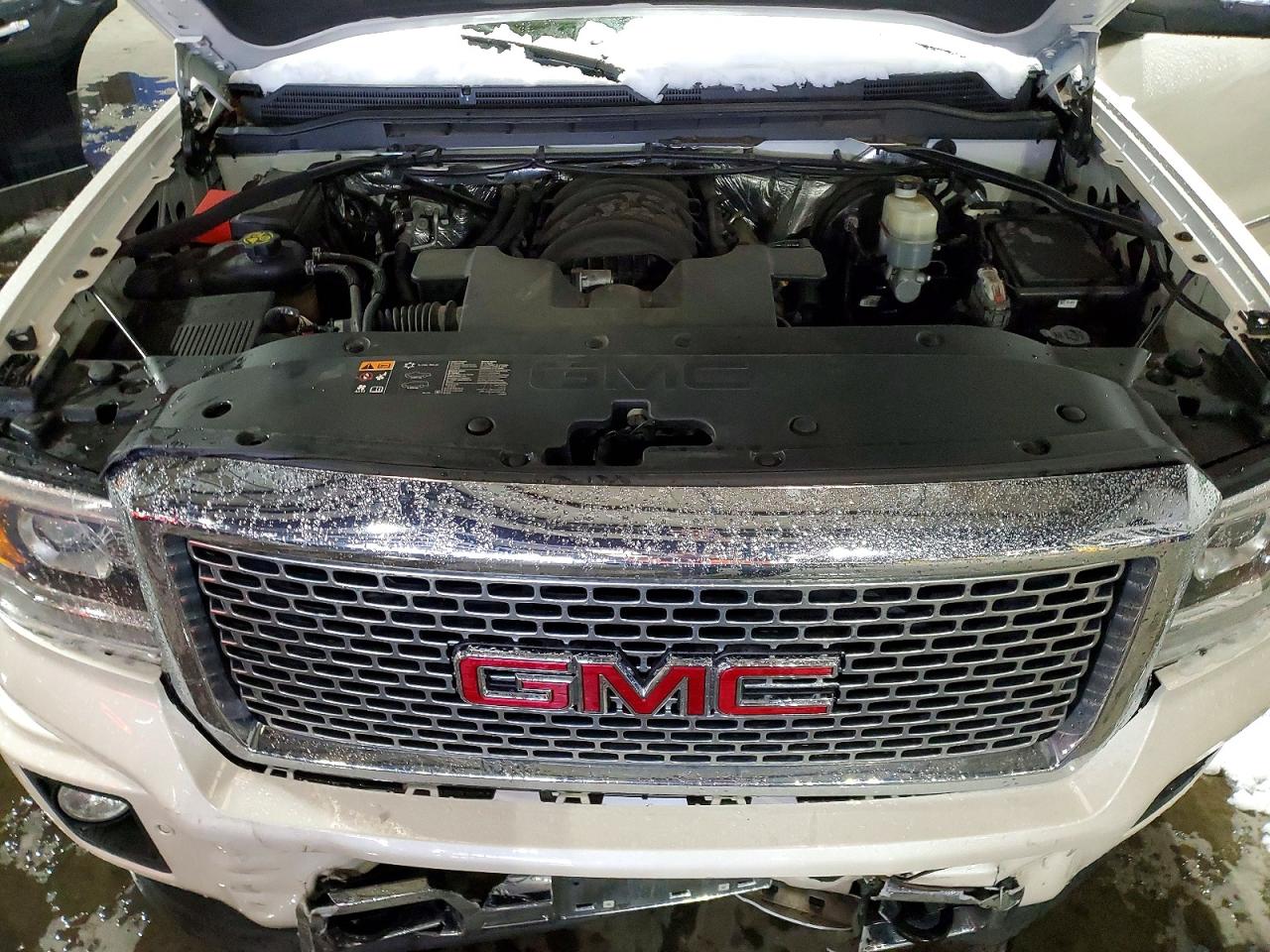 2015 GMC SIERRA K1500 DENALI photo 11