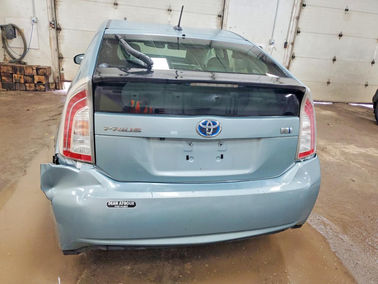 2013 TOYOTA PRIUS THREE photo 11