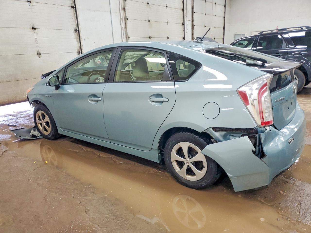 2013 TOYOTA PRIUS THREE photo 3