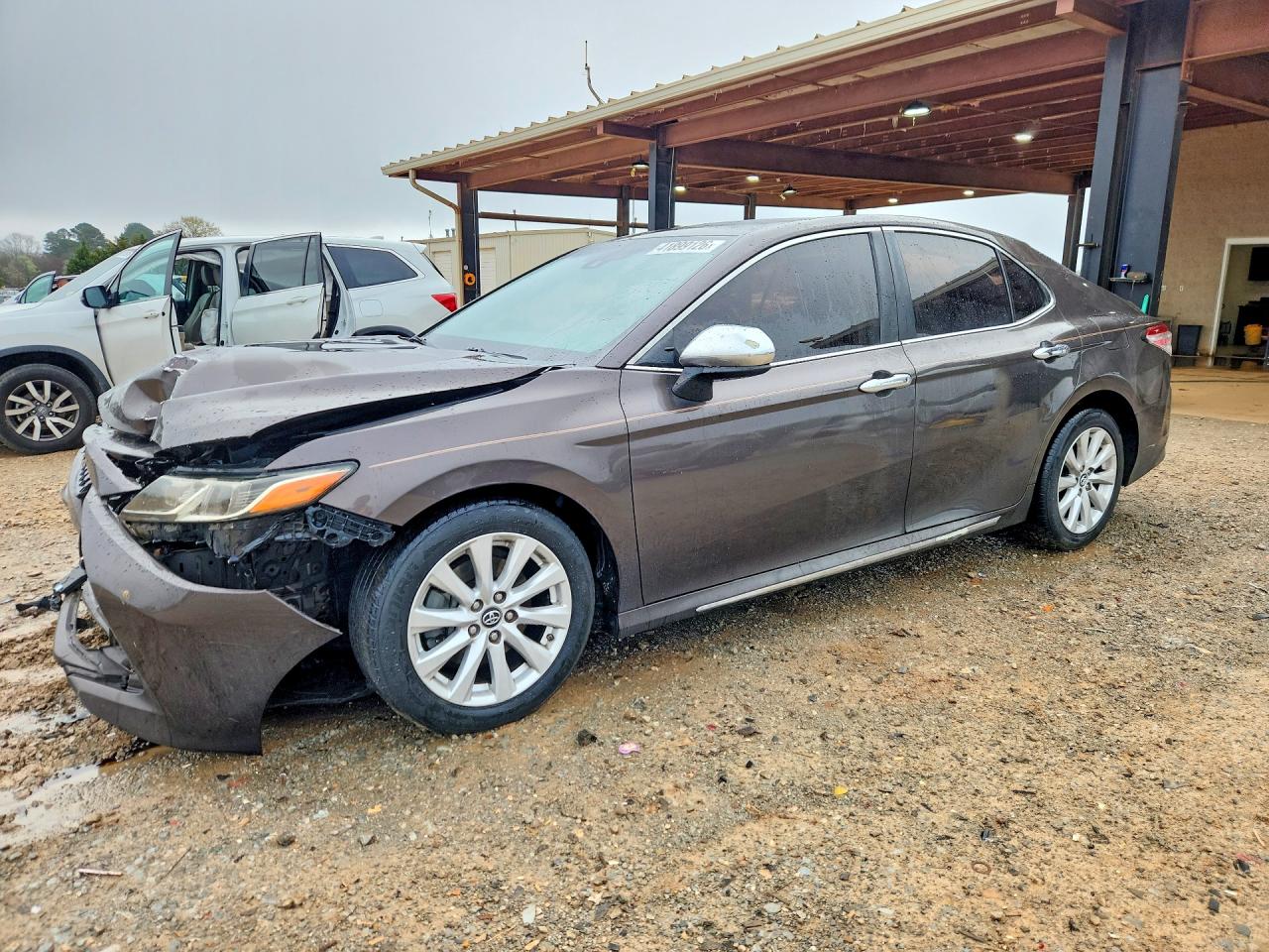 2018 TOYOTA CAMRY
