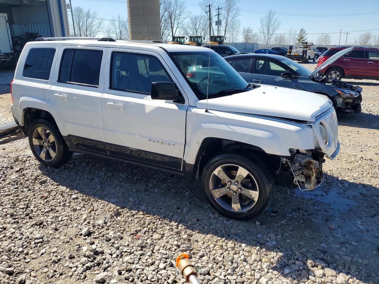 2017 JEEP PATRIOT LATITUDE photo 4
