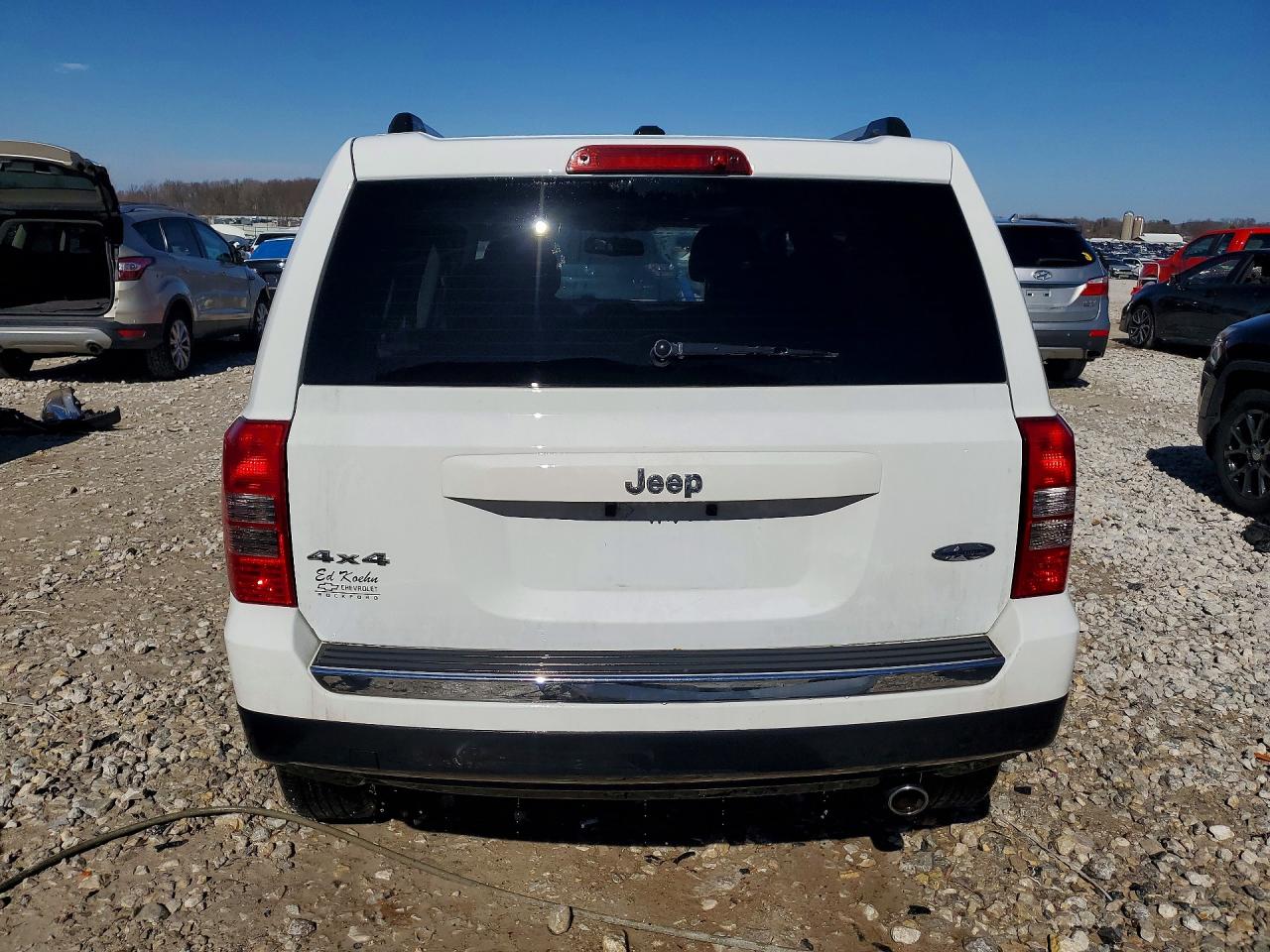 2017 JEEP PATRIOT LATITUDE photo 6