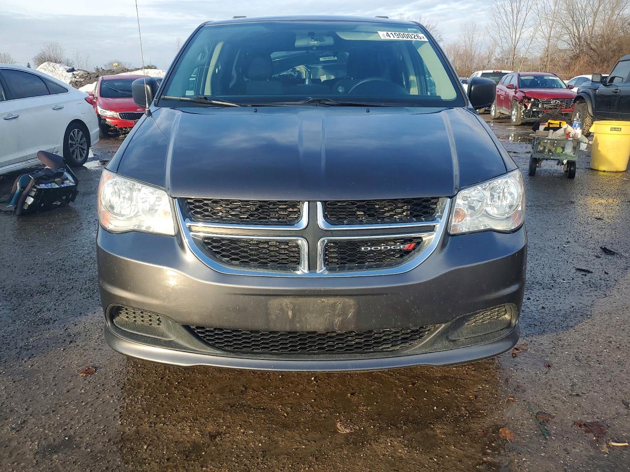 2015 DODGE GRAND CARAVAN SE photo 5