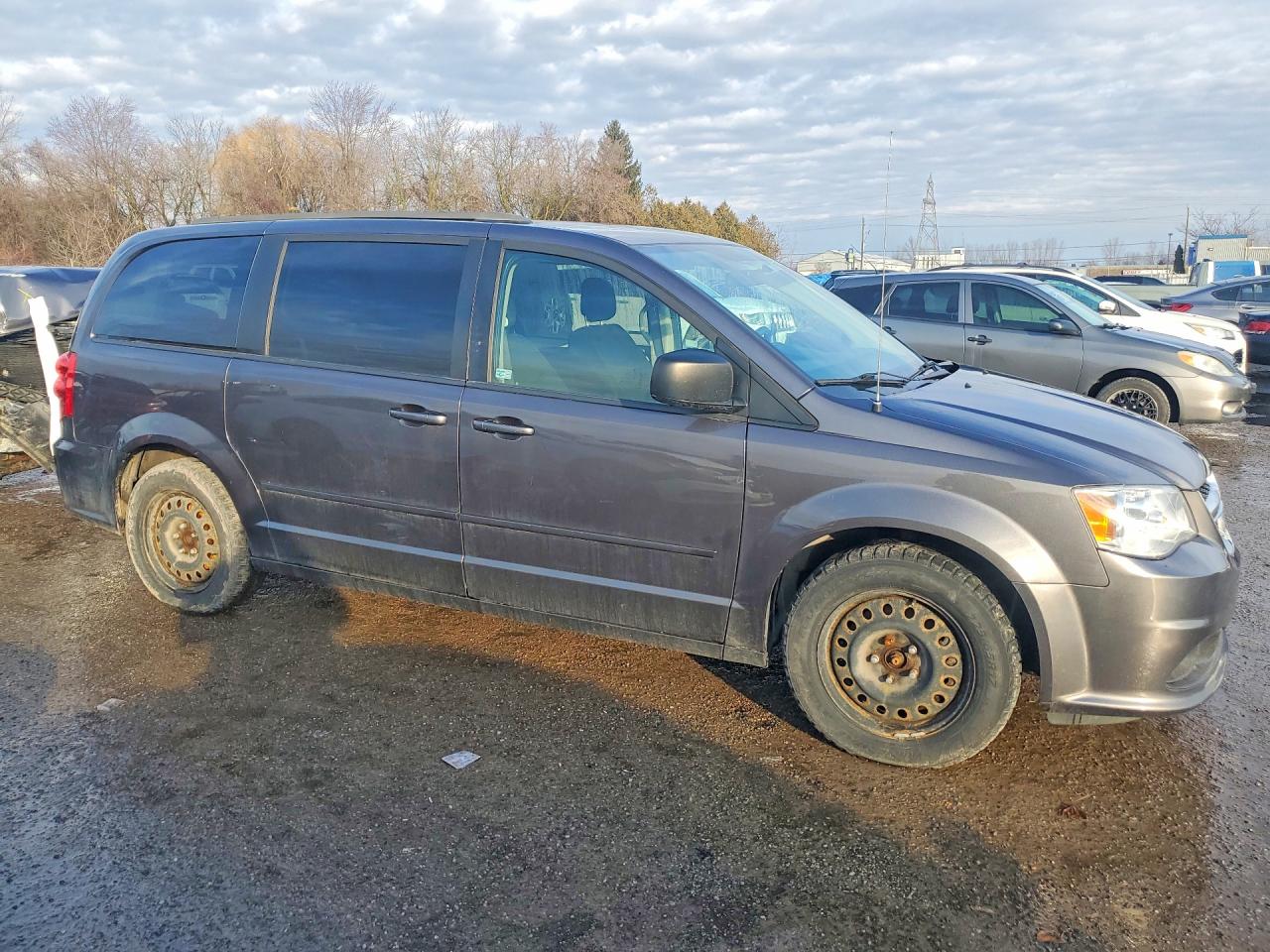 2015 DODGE GRAND CARAVAN SE photo 4