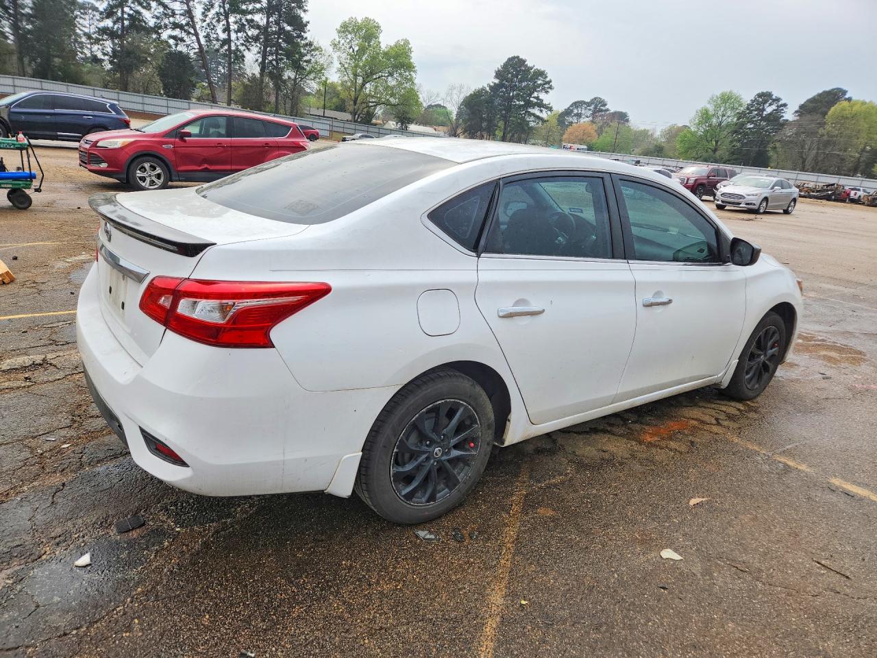 2018 NISSAN SENTRA S photo 5
