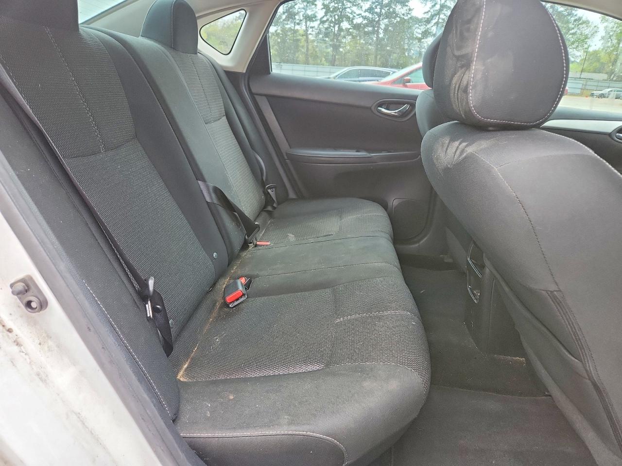 2018 NISSAN SENTRA S photo 19