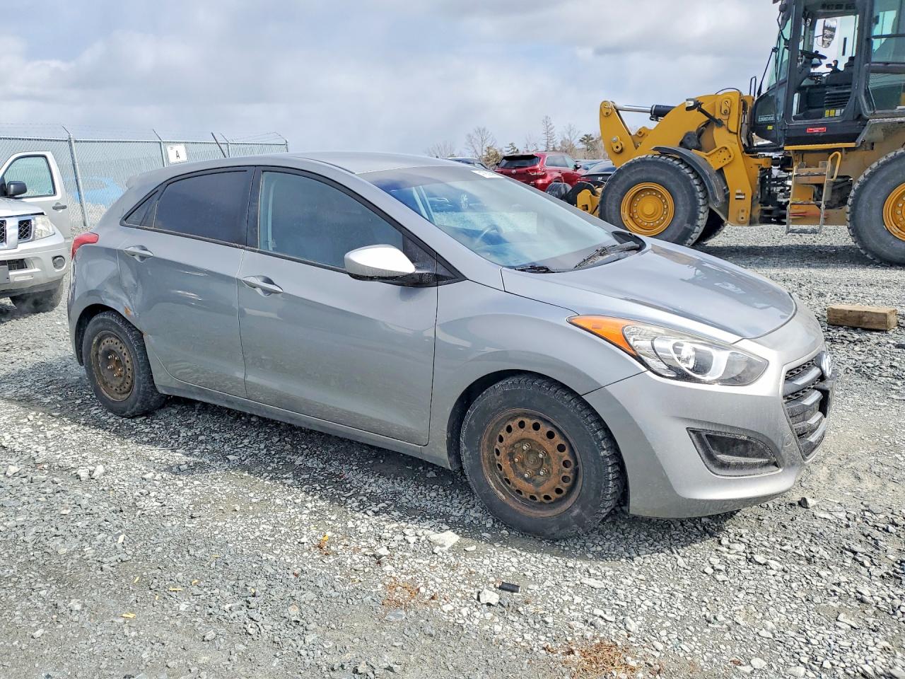 2016 HYUNDAI ELANTRA GT photo 4
