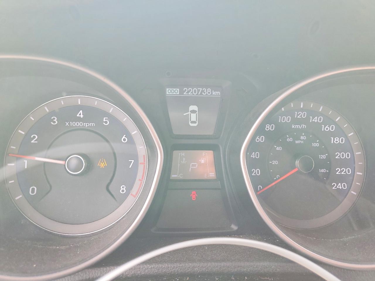 2016 HYUNDAI ELANTRA GT photo 9