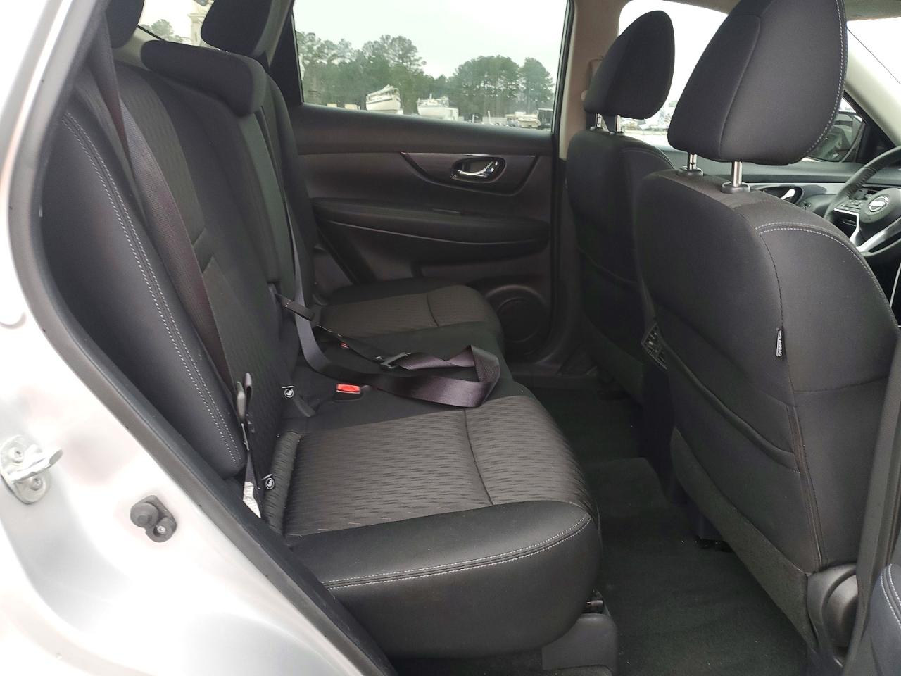 2020 NISSAN ROGUE SV photo 21