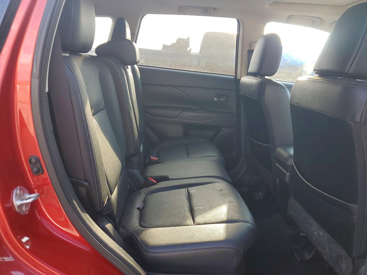 2016 MITSUBISHI OUTLANDER GT photo 21