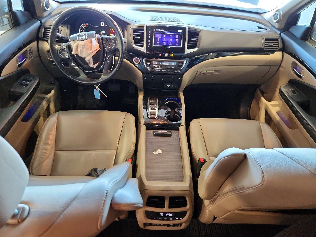 2016 HONDA PILOT TOURING photo 8