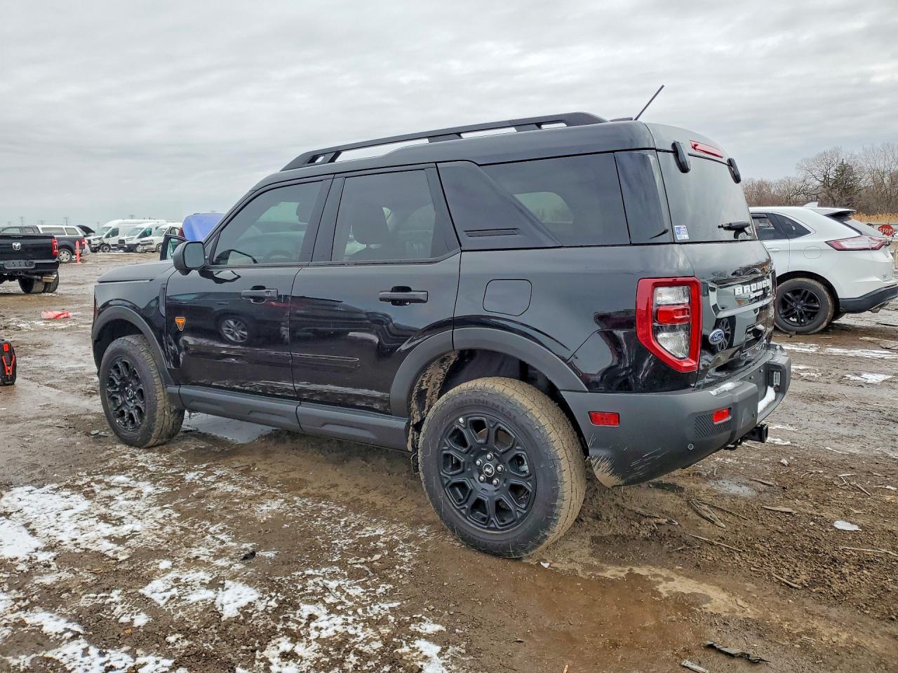 2025 FORD BRONCO SPORT BADLANDS photo 3