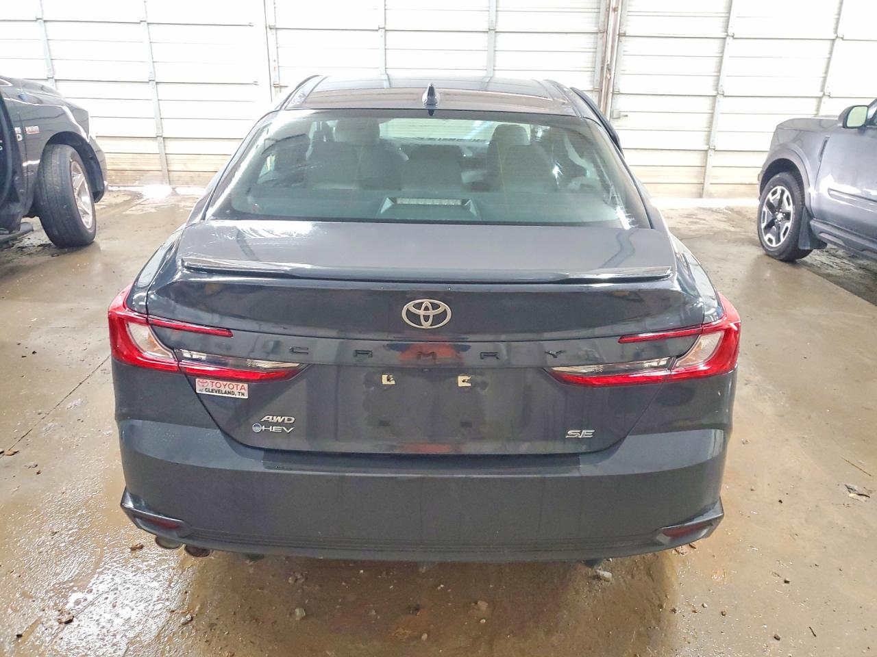 2025 TOYOTA CAMRY SE photo 11
